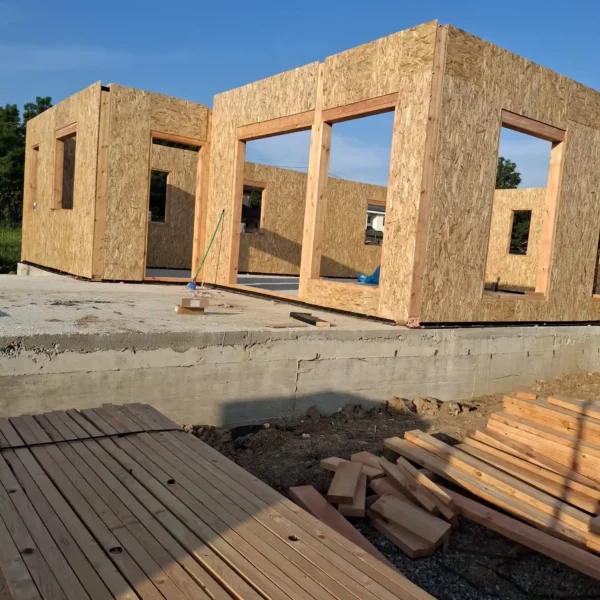 Casa Pe Structura Din Lemn Si Panouri SIP Happy Home Corporation 6