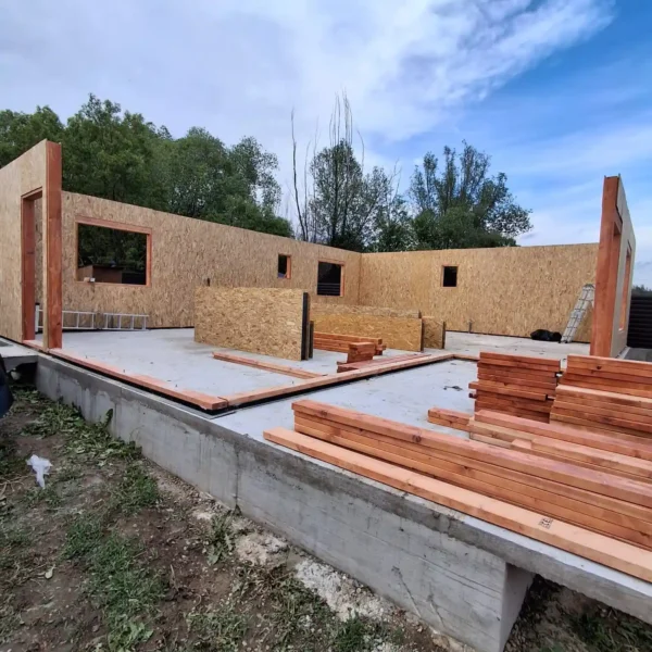 Casa Pe Structura Din Lemn Si Panouri SIP HappySIp Arges 4