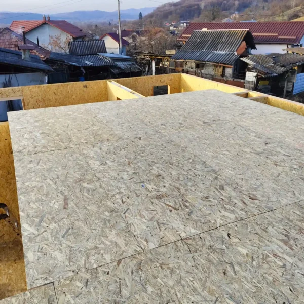 Casa Pe Structura Din Lemn Si Panouri SIP Realizata De Happy Home Corporation Pe Piloni 6